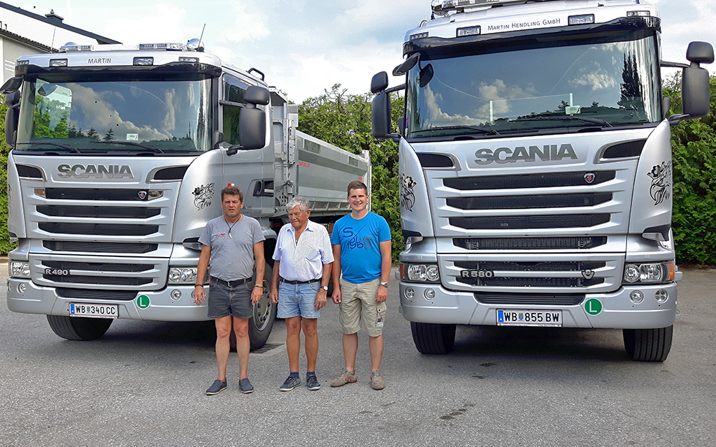Über uns - 3 mal Martin Hendling mit 2 Scania LKW
